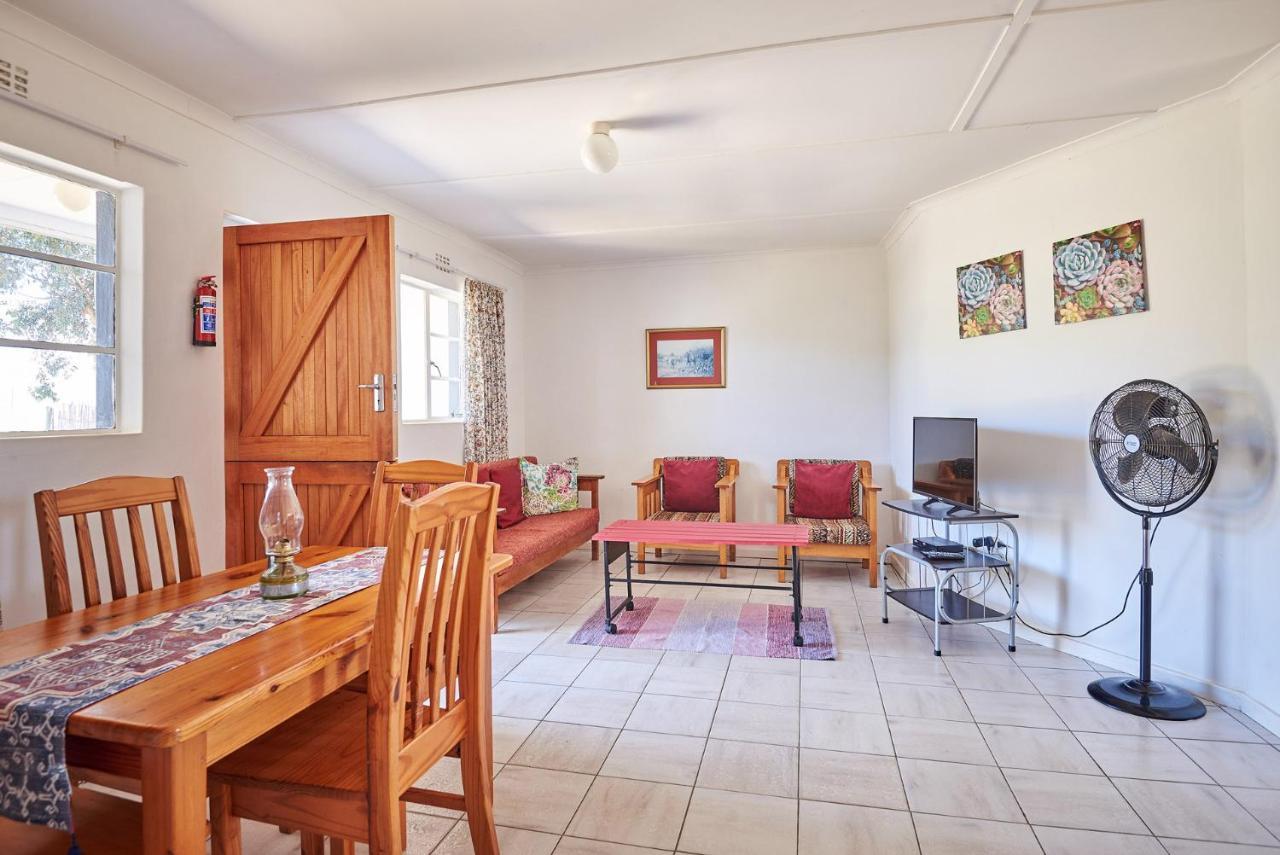 Citrus Creek Chalets Citrusdal Bagian luar foto