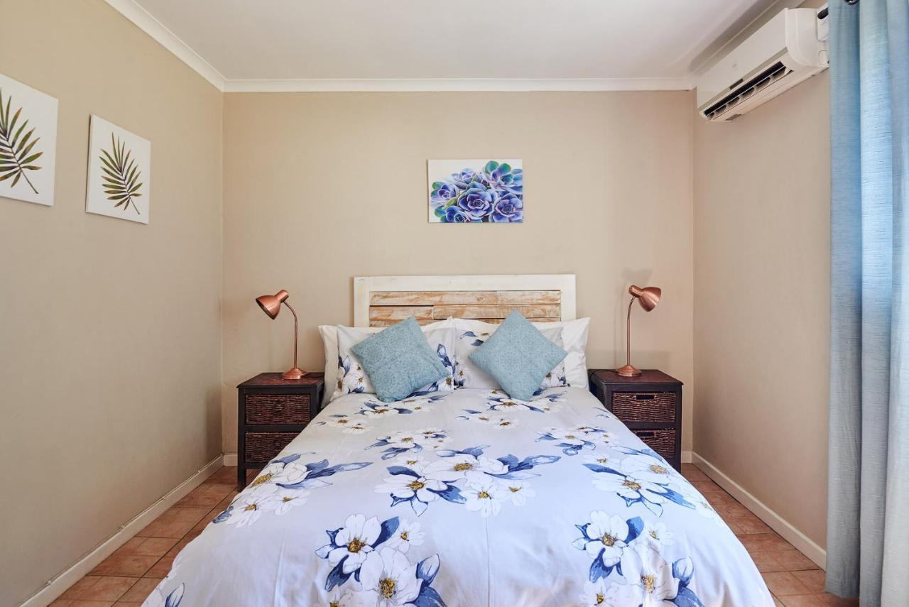 Citrus Creek Chalets Citrusdal Bagian luar foto