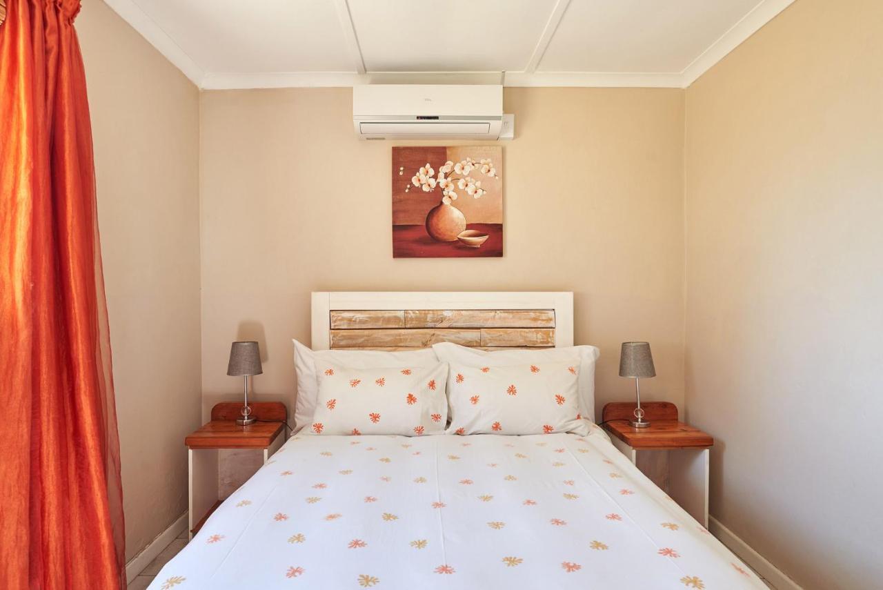 Citrus Creek Chalets Citrusdal Bagian luar foto