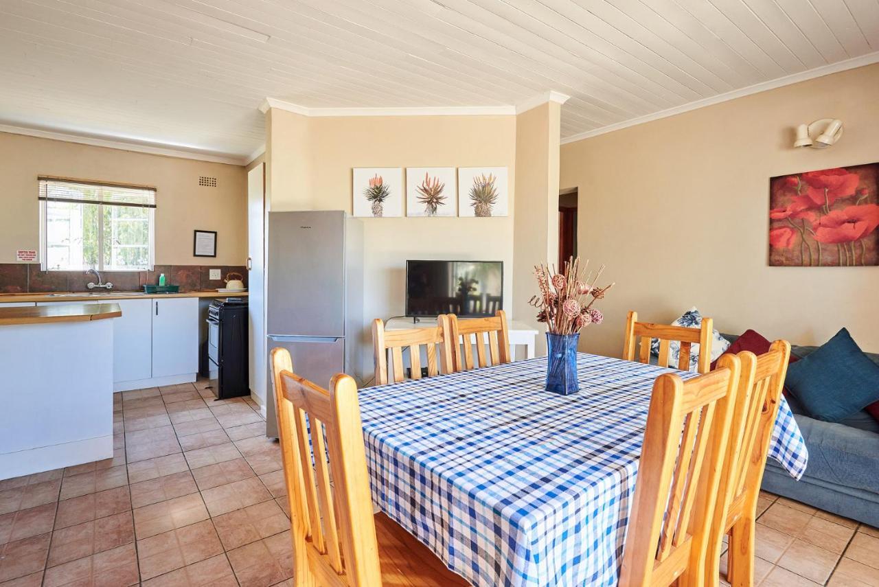 Citrus Creek Chalets Citrusdal Bagian luar foto