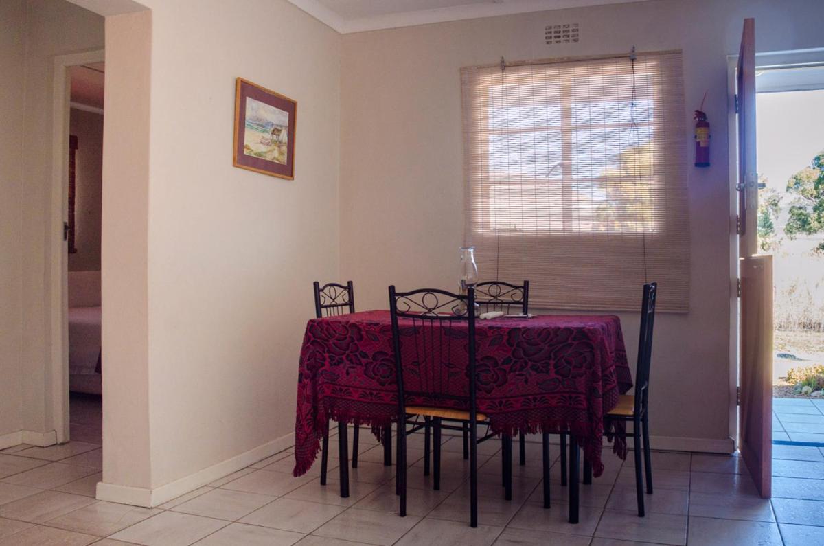 Citrus Creek Chalets Citrusdal Bagian luar foto